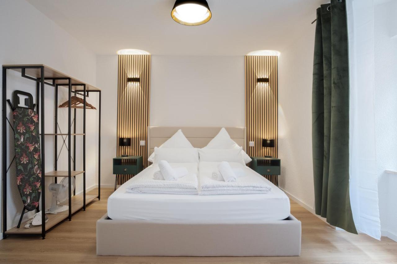 Apartment Neu / Design / Altstadt / Kueche / Netflix Bad Sackingen