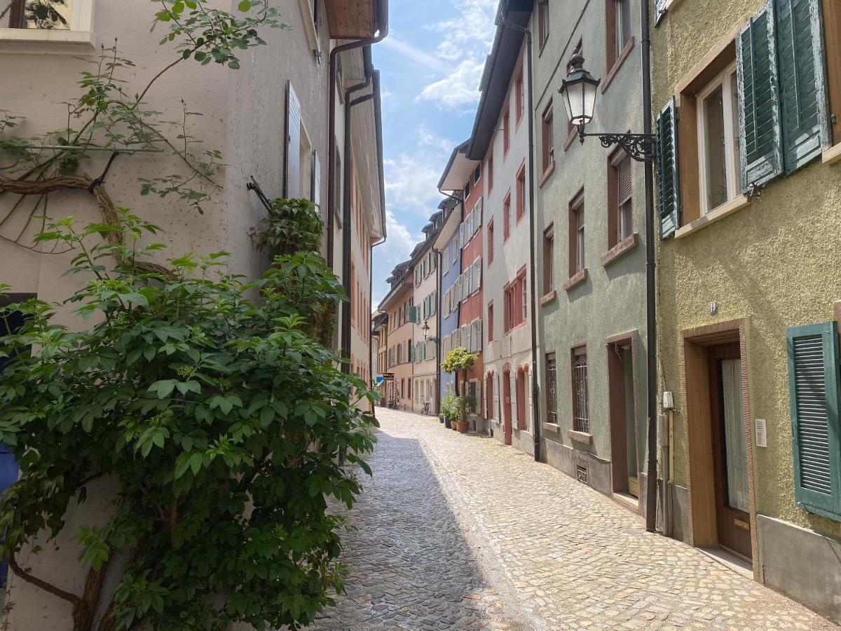Neu / Design / Altstadt / Kueche / Netflix Apartment