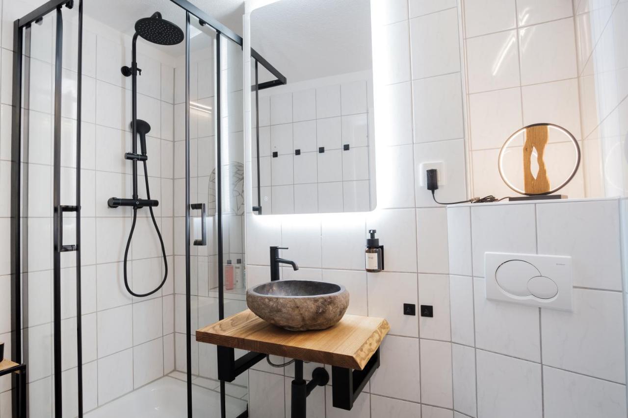 Neu / Design / Altstadt / Kueche / Netflix *