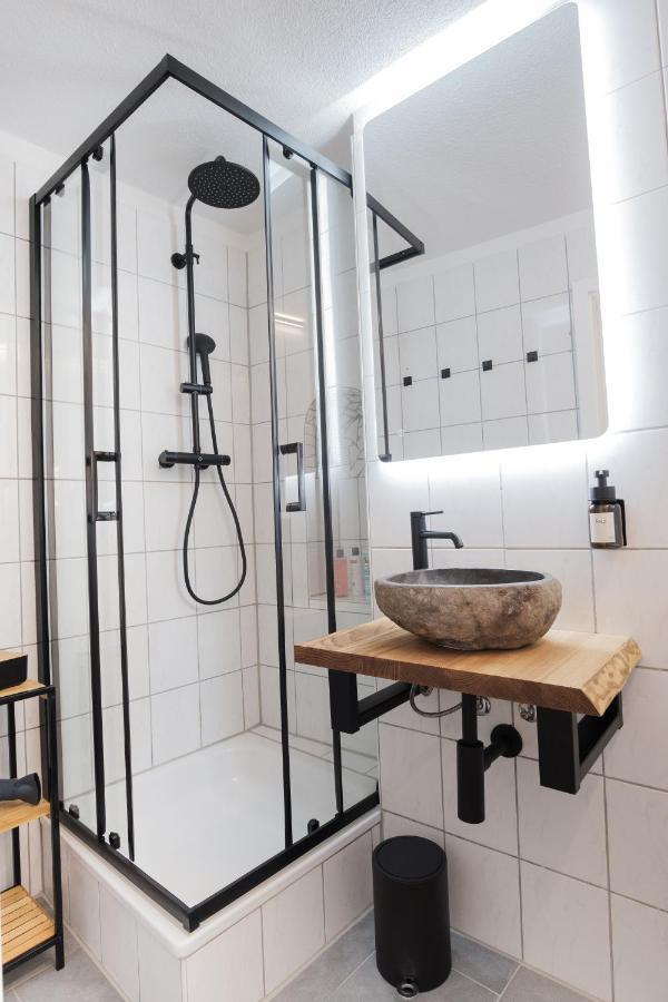 Apartment Neu / Design / Altstadt / Kueche / Netflix Bad Sackingen